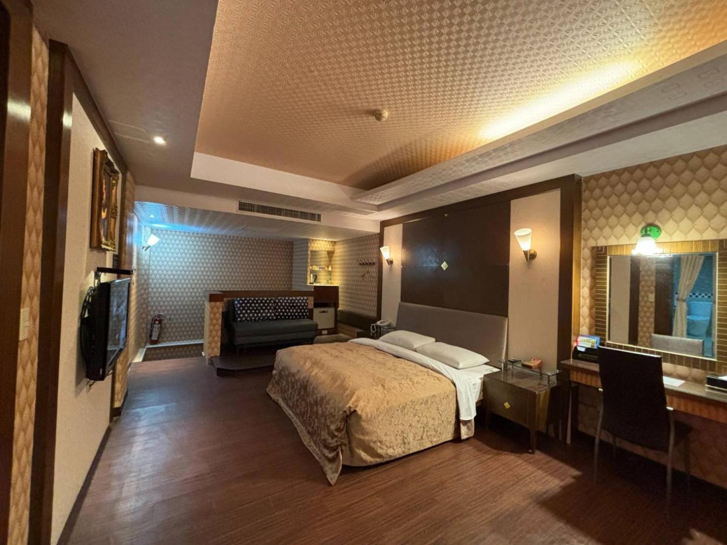 Hua Xiang Motel - Da Chang Kao-siung Exteriér fotografie