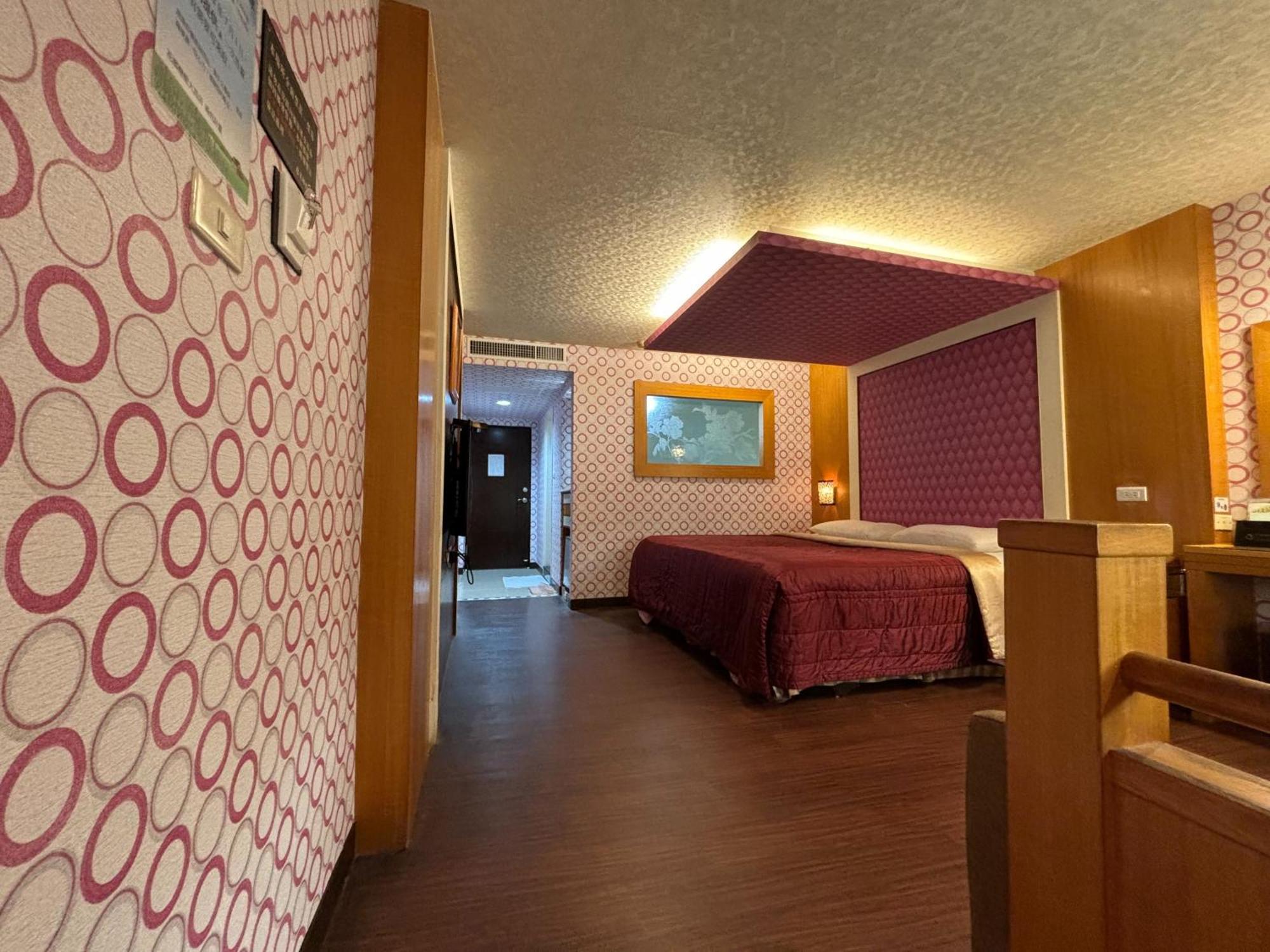 Hua Xiang Motel - Da Chang Kao-siung Exteriér fotografie