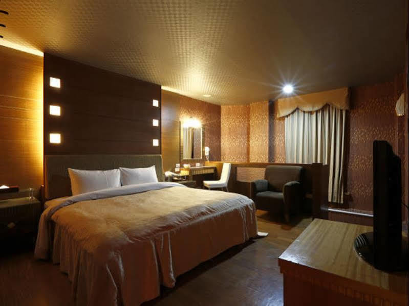 Hua Xiang Motel - Da Chang Kao-siung Exteriér fotografie